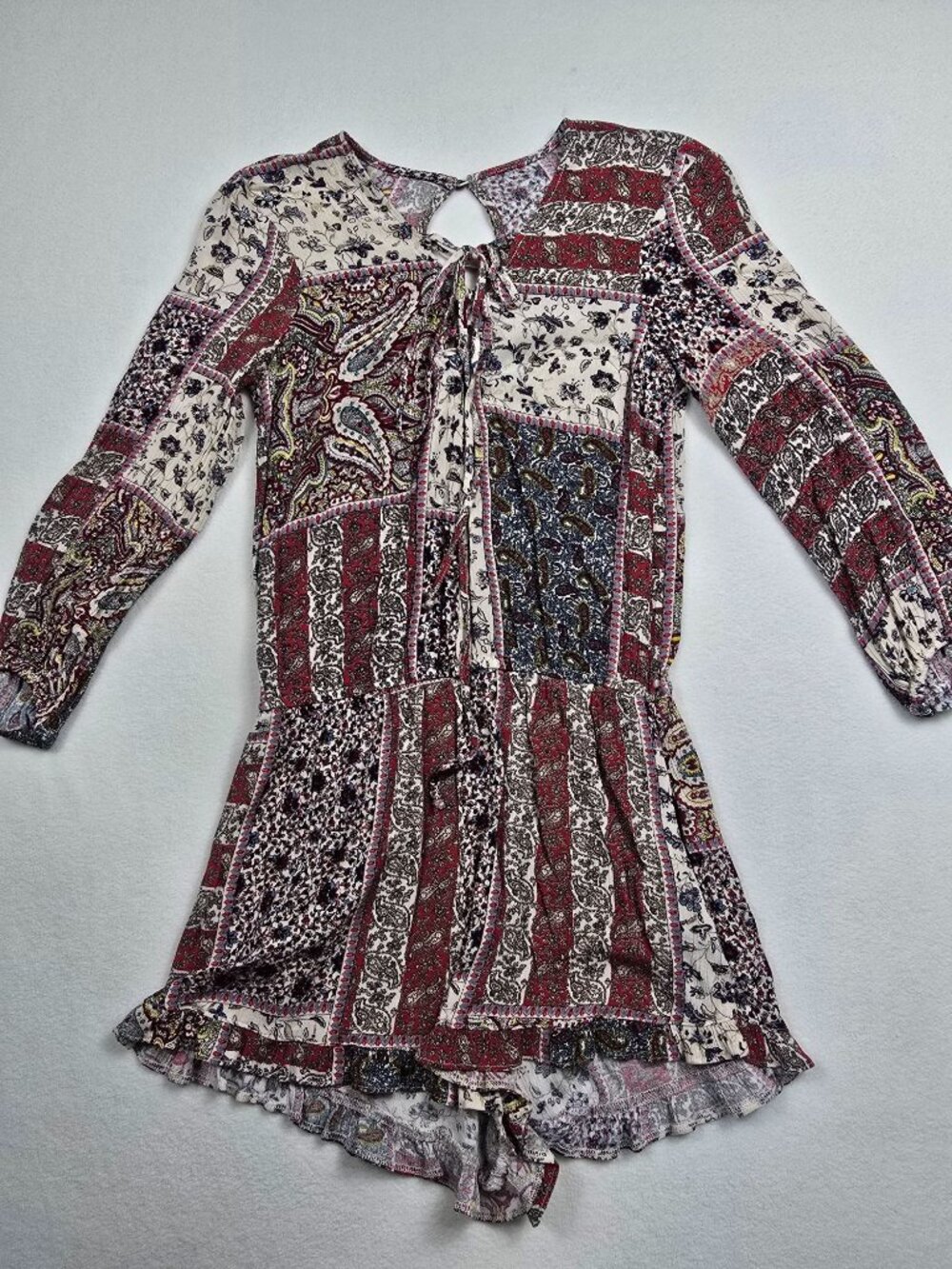 American Eagle Outfitters Boho Floral Paisley Long Sleeve Tie Back Romper S